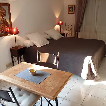 Frühstückspension Atrium Augusta Fréjus