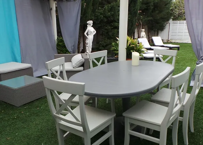 Atrium Augusta * Fréjus