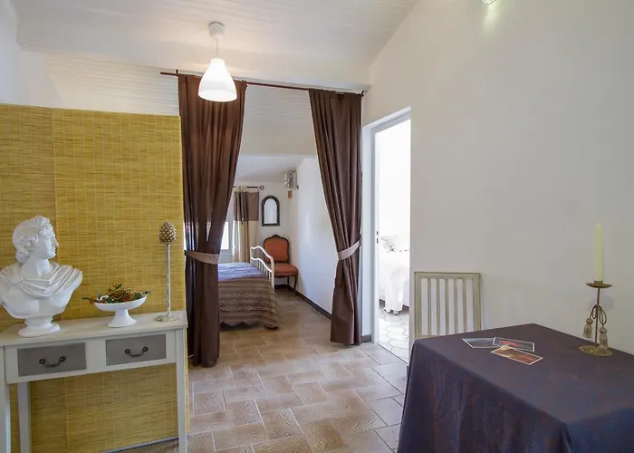 Bed & Breakfast Atrium Augusta Fréjus