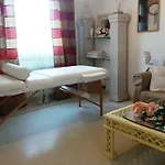Atrium Augusta לינה וארוחת בוקר *